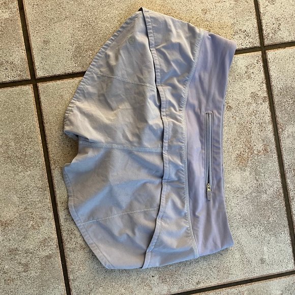Lululemon Speed Up Shorts - Picture 3 of 4